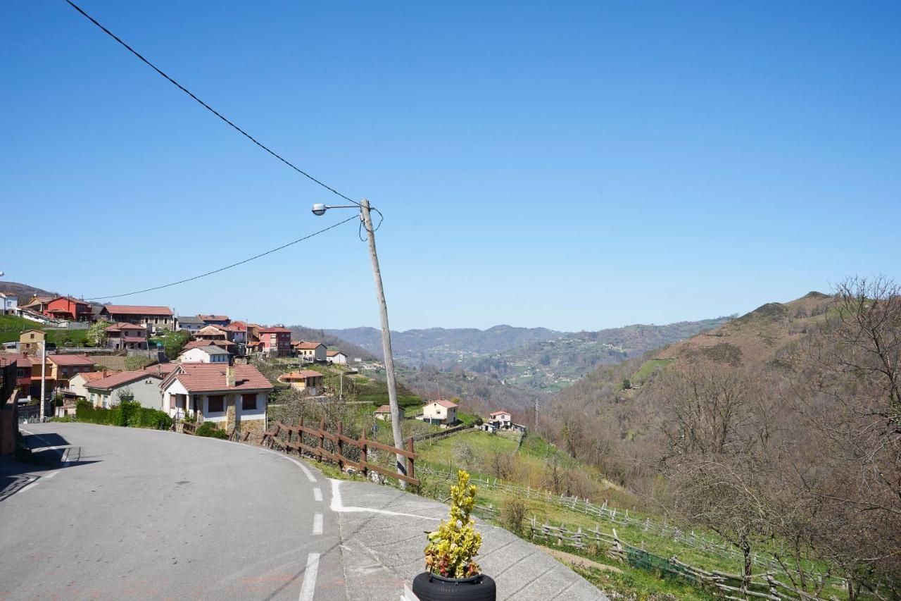 La Escanda La Rebollada Buitenkant foto